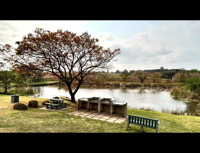 2 BEDROOM APARTMENT FOR SALE IN MANOR ESTATES